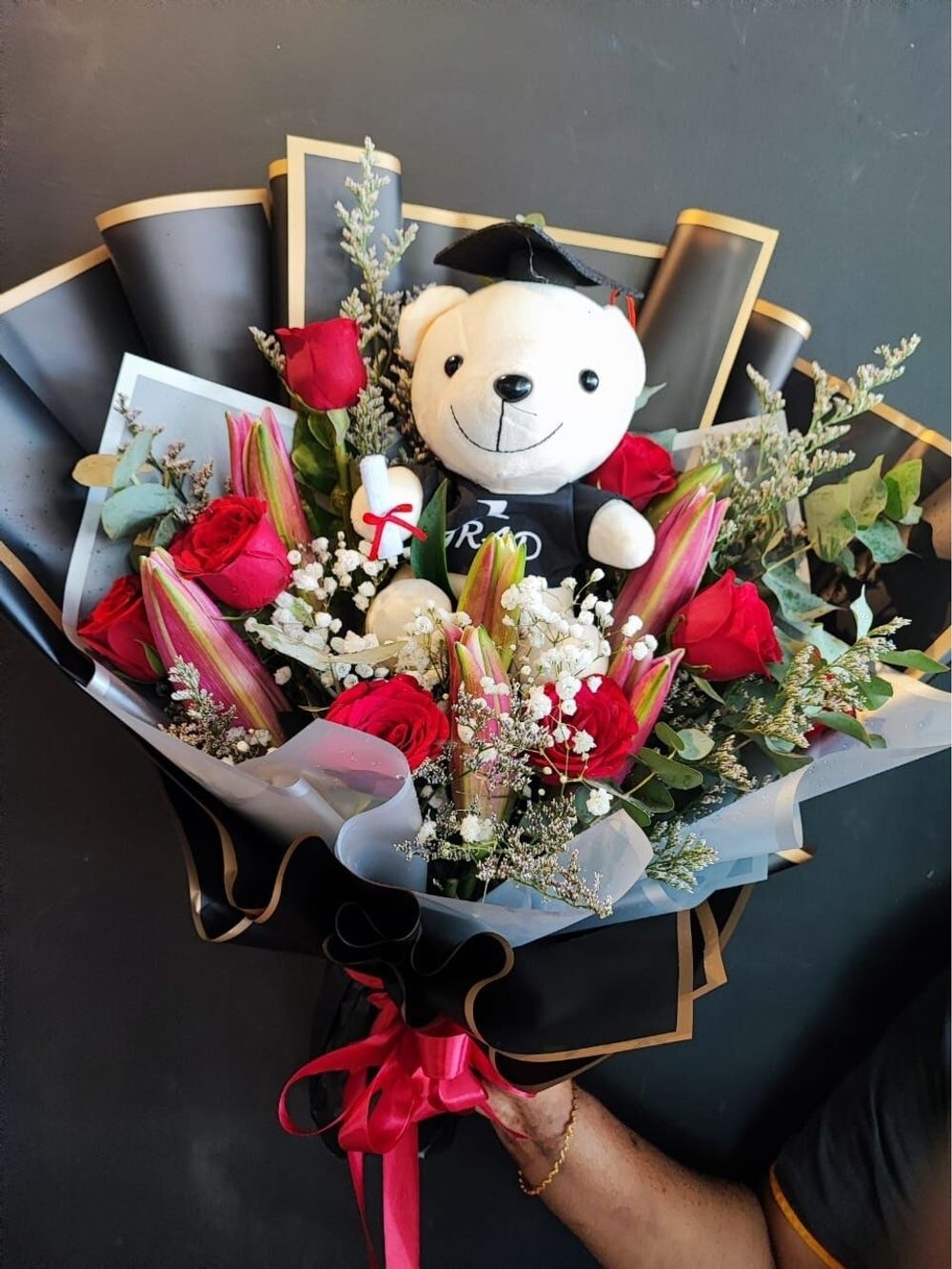 Large Size : 7 Rose + Lily Stargazer Graduation Bouquet + Medium Teddy Bear