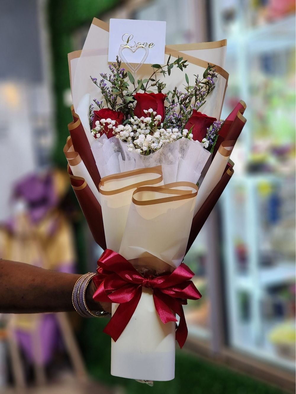 3 Rose Bouquet with Baby's Breathe and Caspia