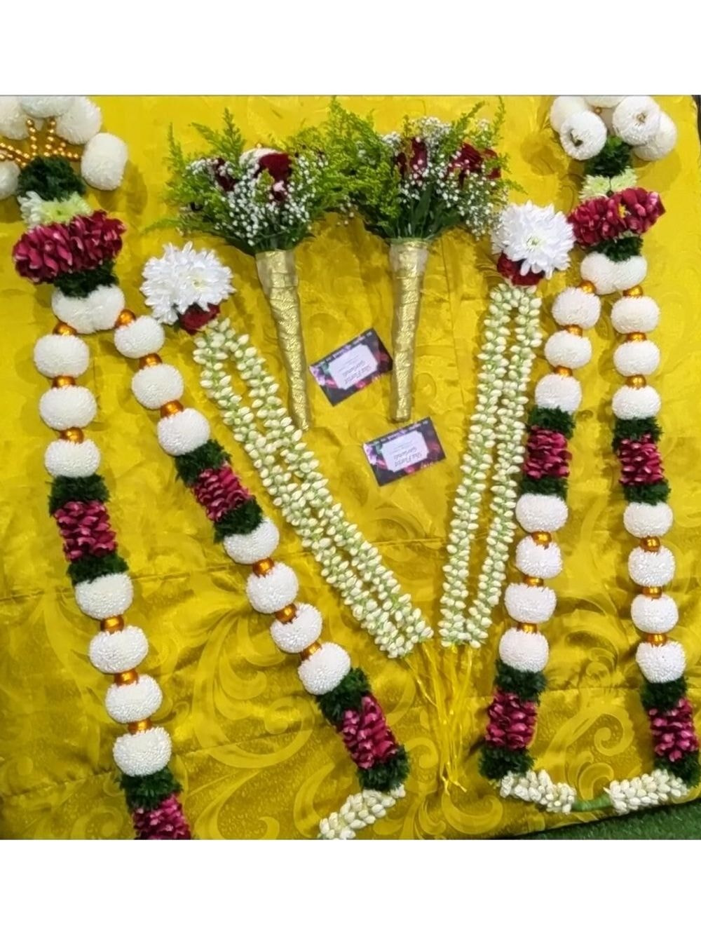 Whole Rose Garland - F