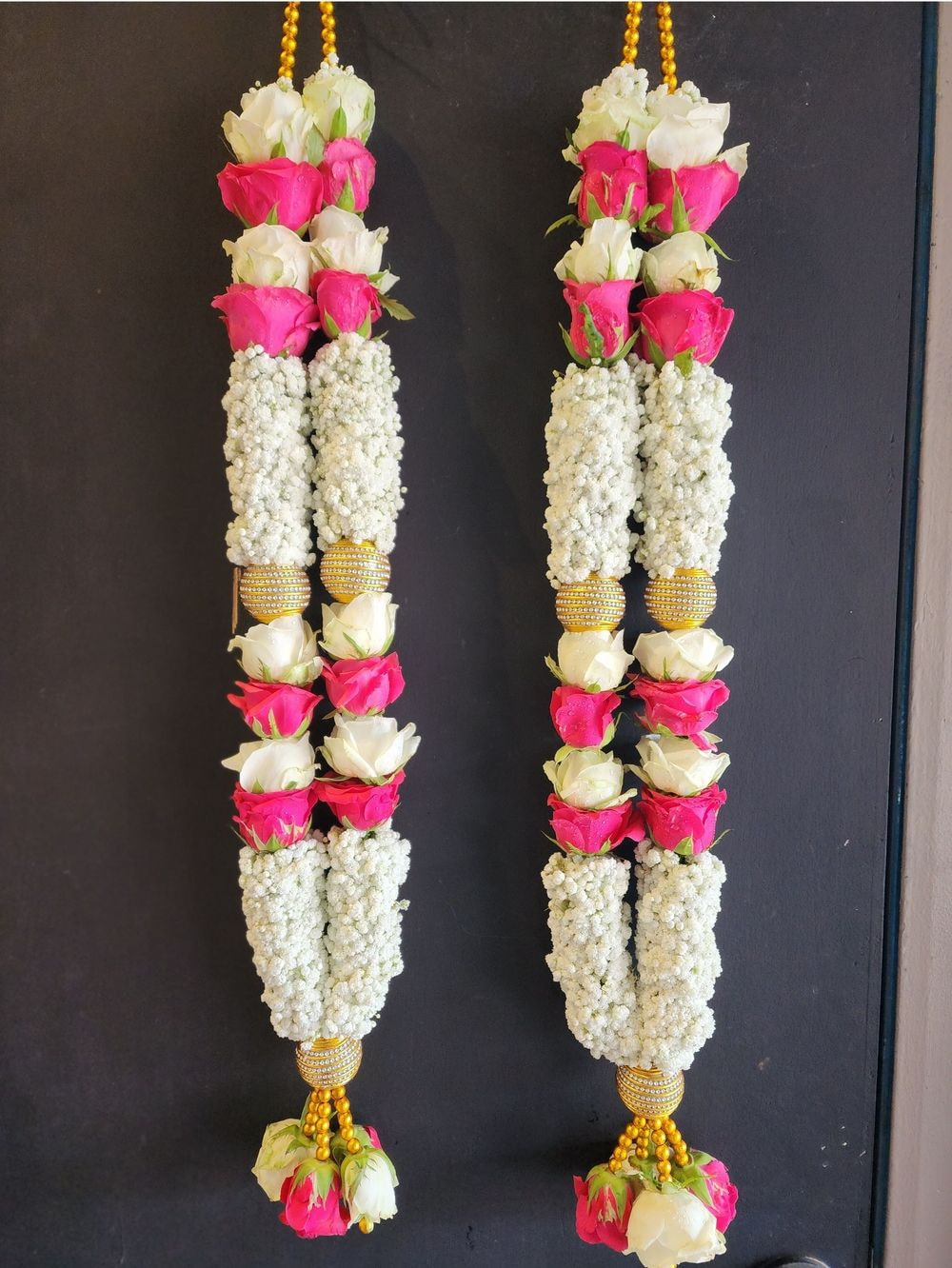 Whole Rose Garland with Baby Breathe & Gold Ornaments