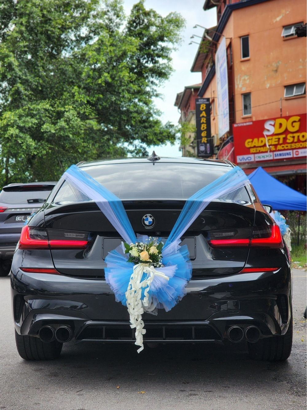 Double Ribbon with Fresh Flower