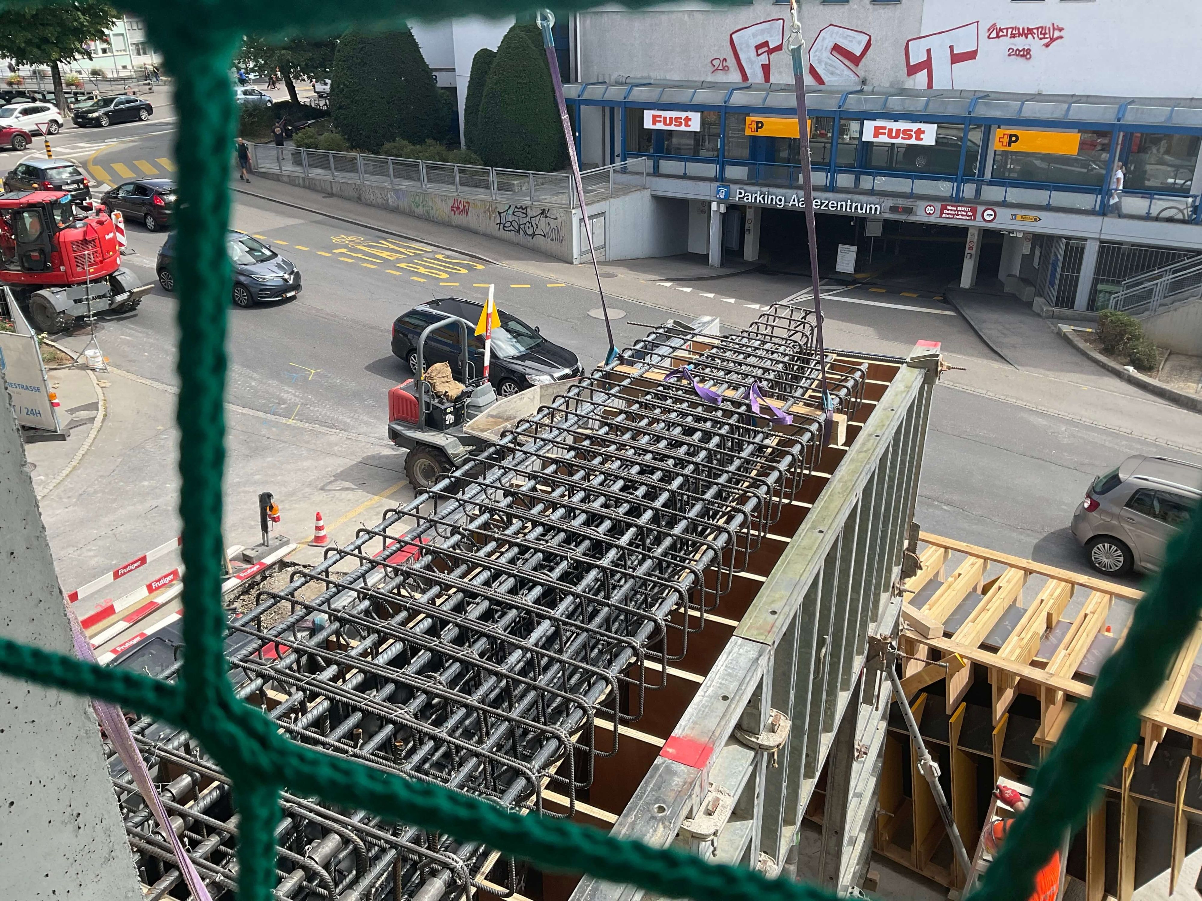 Baustelle, August 2026