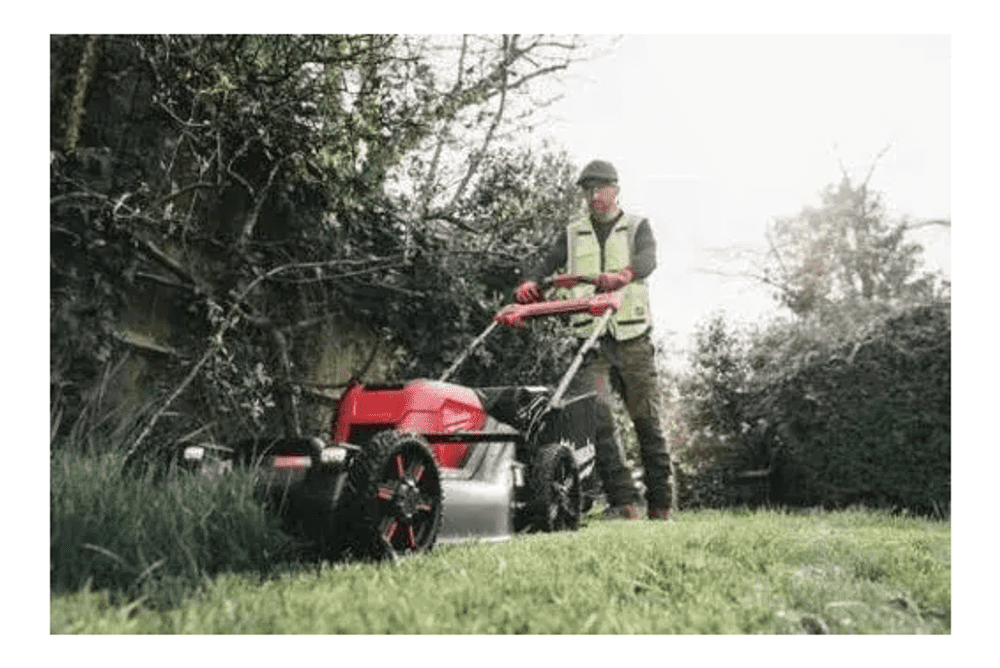 DVOJNA AKUMULATORSKA SAMOHODNA ROTACIJSKA KOSILNICA M18 F2LM53-122  MILWAUKEE