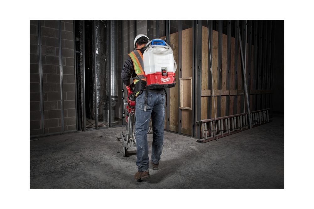 M18BPFP-WST REZERVOAR VODE MILWAUKEE ZA SWITCH TANK M18BPFP-WST REZERVOAR VODE MILWAUKEE ZA SWITCH TANK