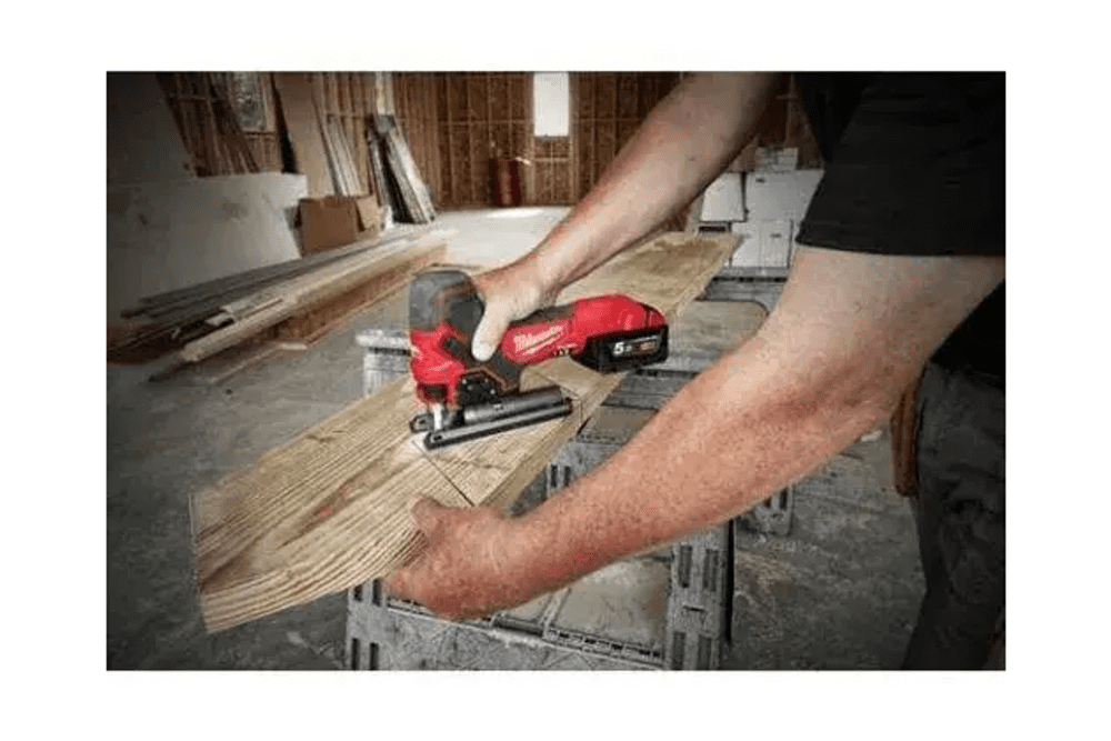 AKUMULATORSKA VBODNA ŽAGA M18 FBJS-0X MILWAUKEE AKUMULATORSKA VBODNA ŽAGA M18 FBJS-0X MILWAUKEE