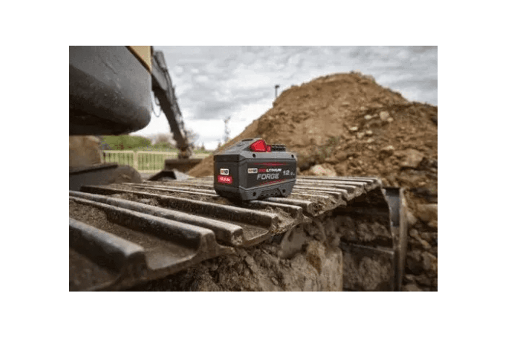 AKUMULATORSKA BATERIJA M18 FB12 FORGE 12 AH MILWAUKEE AKUMULATORSKA BATERIJA M18 FB12 FORGE 12 AH MILWAUKEE