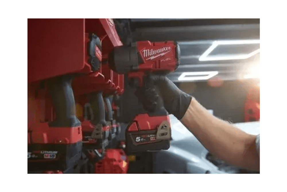 ROKAVICE ZAŠČITNE NITRILNE MILWAUKEE 50 KOS 10/XL ROKAVICE ZAŠČITNE NITRILNE MILWAUKEE 50 KOS 10/XL