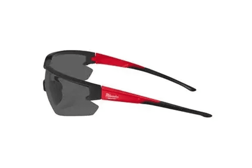 ZAŠČITNA OČALA OBARVANA MILWAUKEE ZAŠČITNA OČALA OBARVANA MILWAUKEE