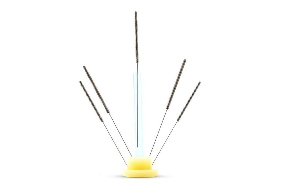 Akupunkturne igle Dongbang z navitim ročajem- 500kom - 0.25x40mm