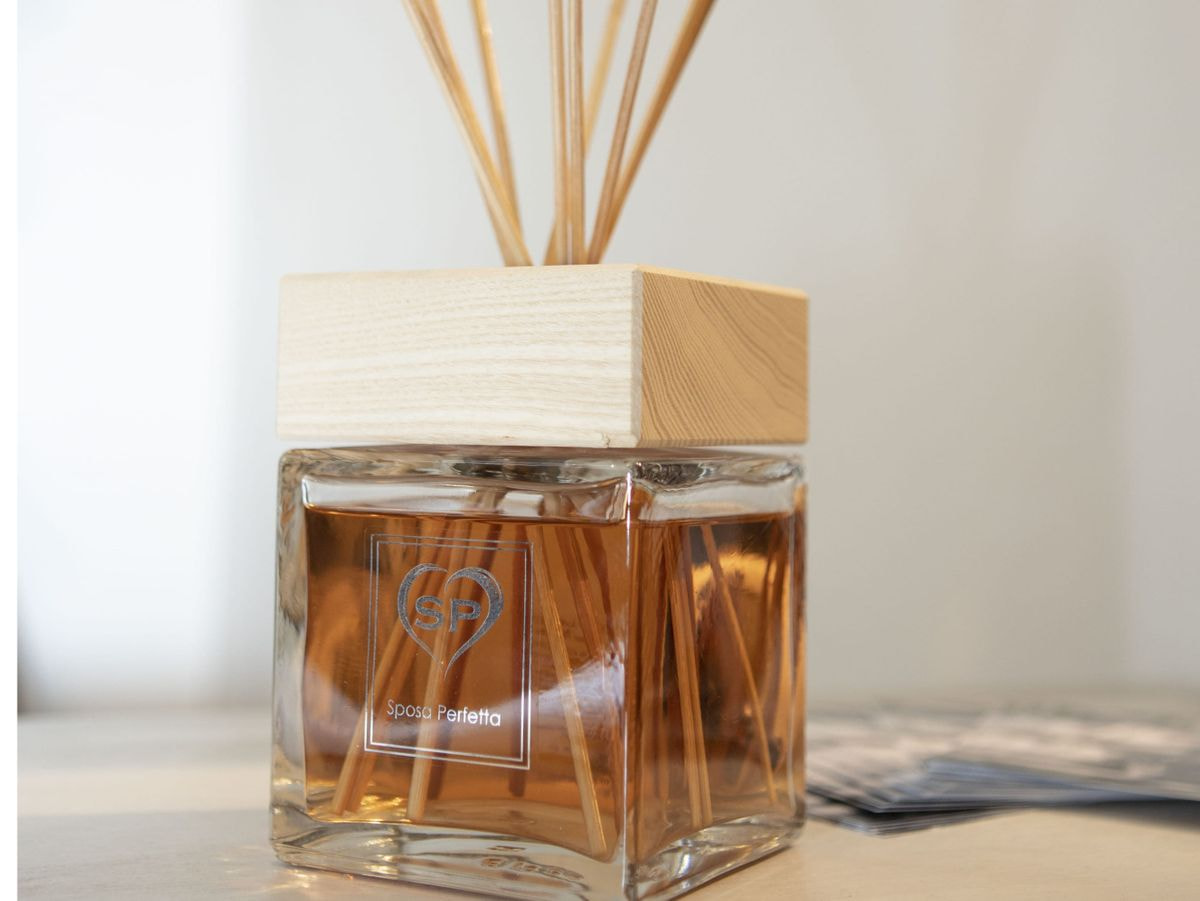 Room fragrance with wooden sticks 200 ml