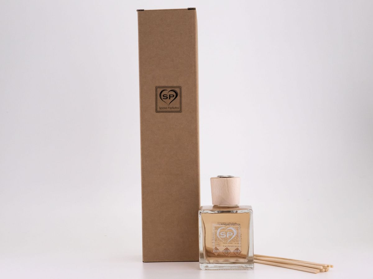 Room fragrance with wooden sticks 100 ml