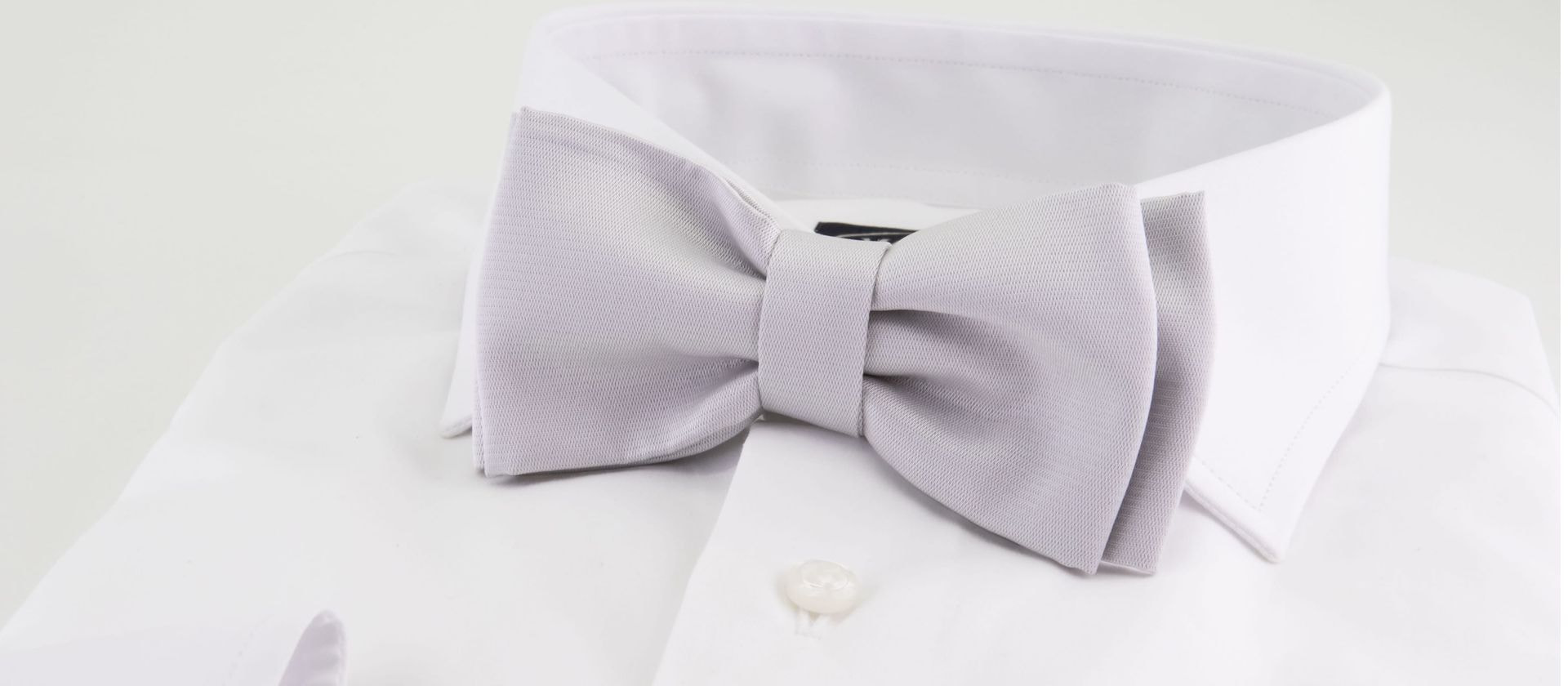 Gray bow tie