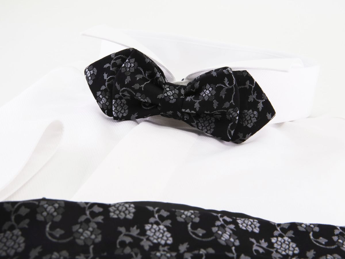 Black damask bow tie + band