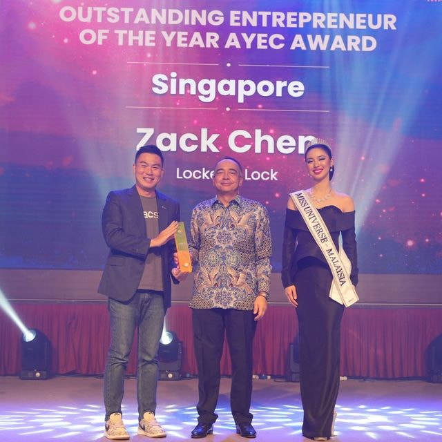 8.⁠ ⁠Singapore - Zack Chen