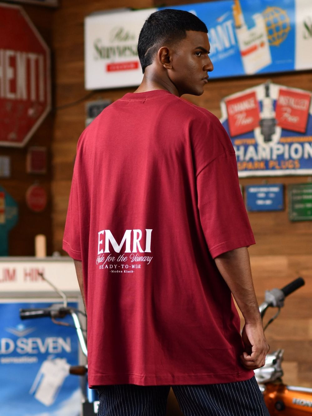 MINIMAL T-Shirt – Burgundy