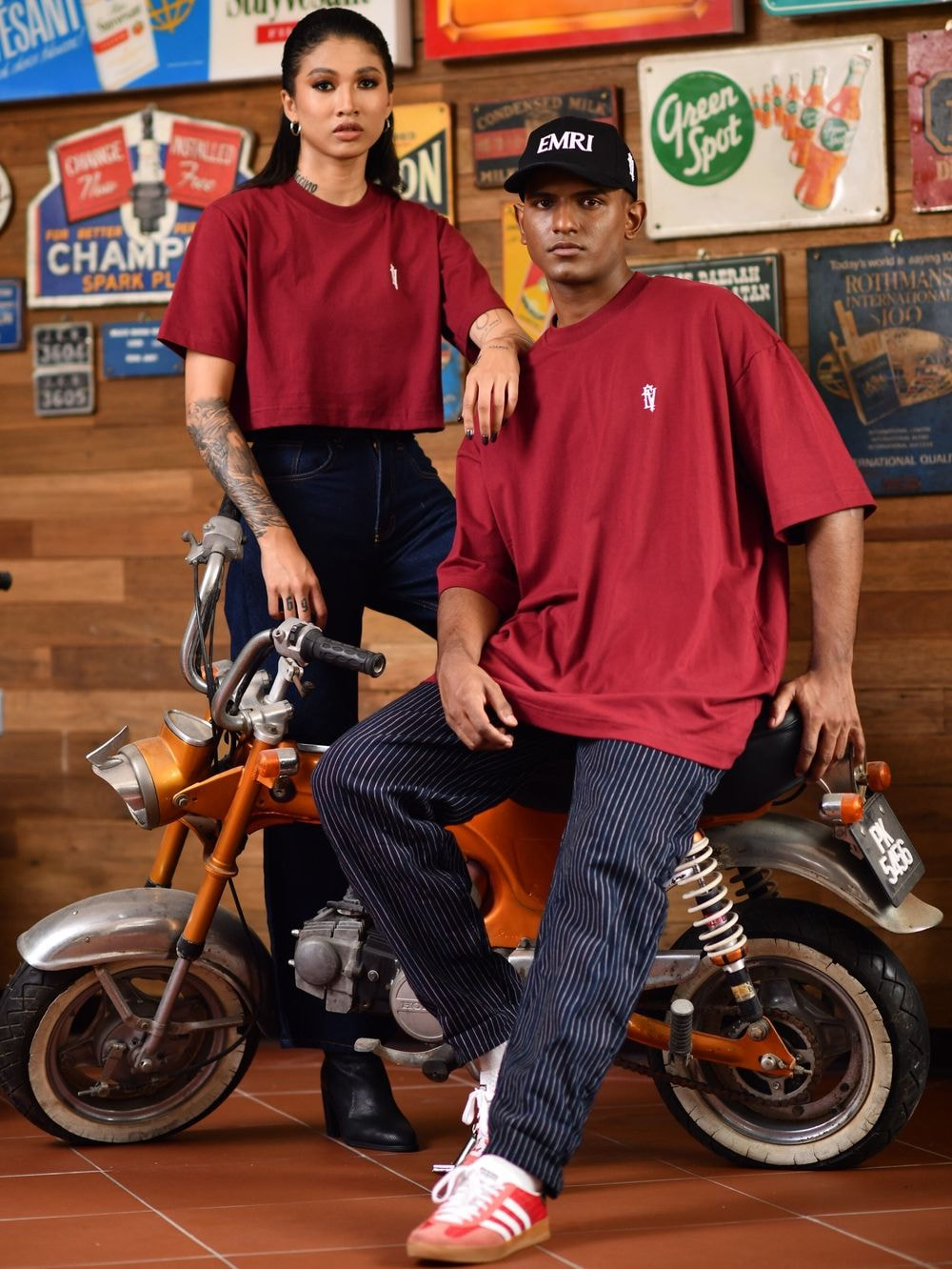 MINIMAL T-Shirt – Burgundy